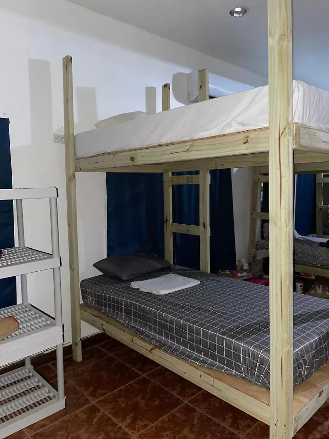 Beach Dorms Сан-Хуан
